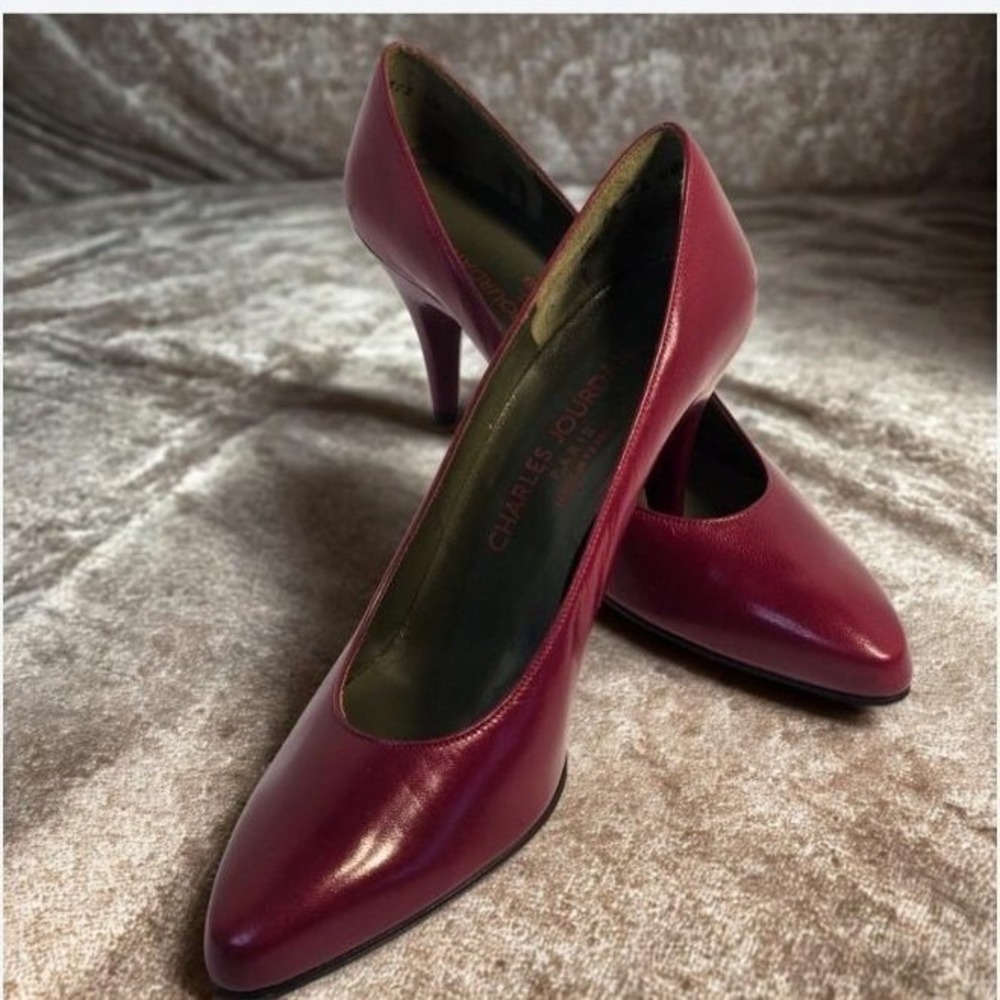 Charles Jourdan Paris Vintage RED Leather Pumps Almond Toe‎ Heels France 7.5AA